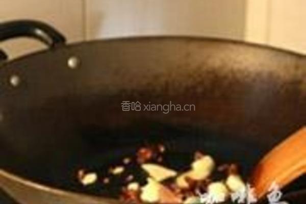 腐乳山药粒烧排骨的做法图解4