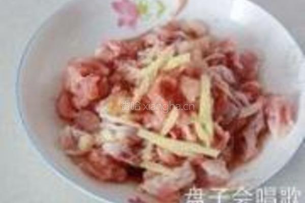 芒果三色鸡丁的做法图解1