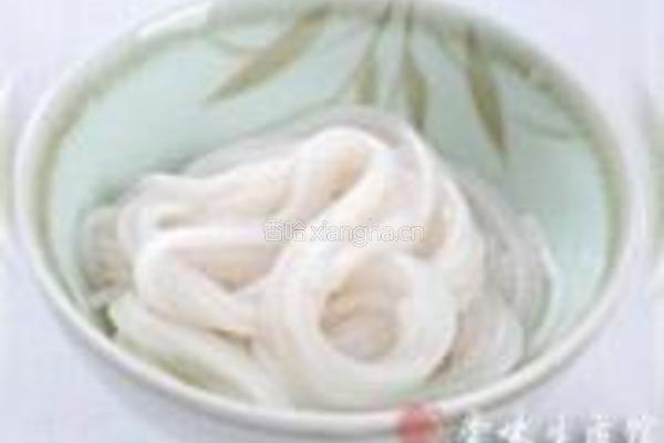 香菇鸡肉米线的做法图解9