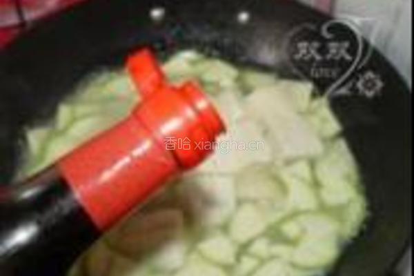 猪骨豆腐汤的做法图解4