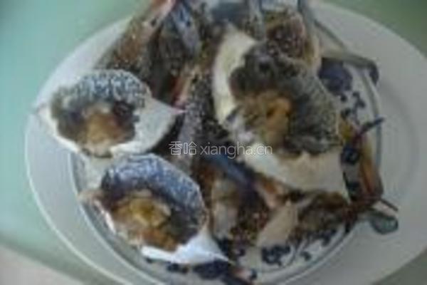 梭子蟹蒸粉丝的做法图解2