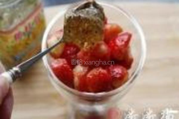 桂花陈醋酿草莓的做法图解5
