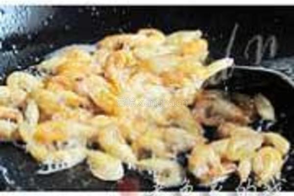 河虾韭菜蛋饼的做法图解3