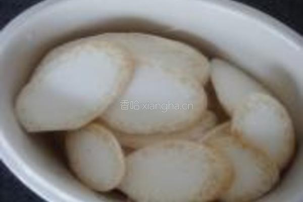 鸡腿蘑炖排骨的做法图解4
