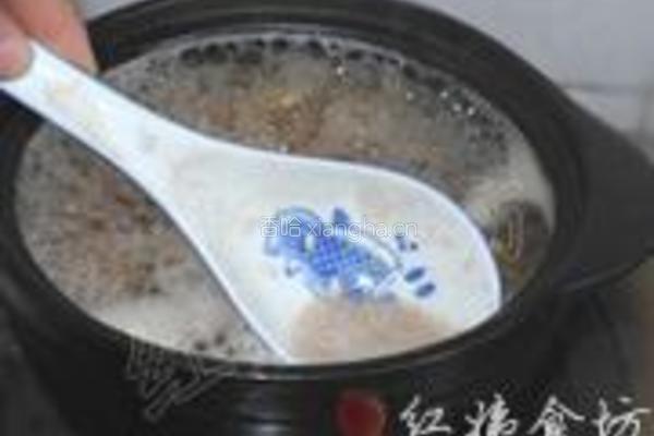 灵芝莲子百合粥的做法图解9