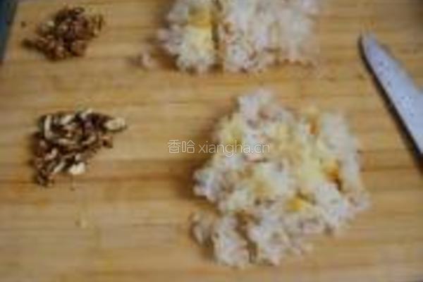 冰糖银耳核桃粥饭的做法图解2