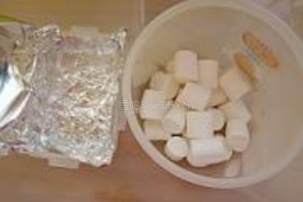 绿茶牛扎糖的做法图解3