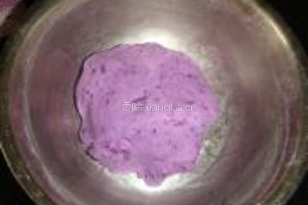 紫薯瓜仁饼的做法图解4