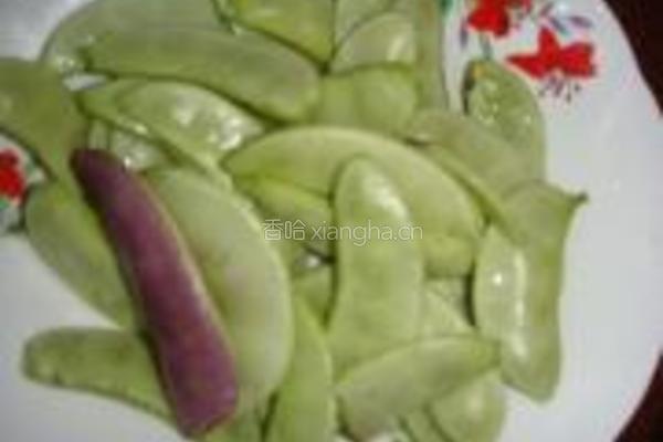 排骨炖扁豆的做法图解2
