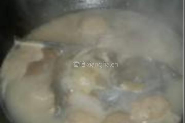 沙锅鱼头煲的做法图解3