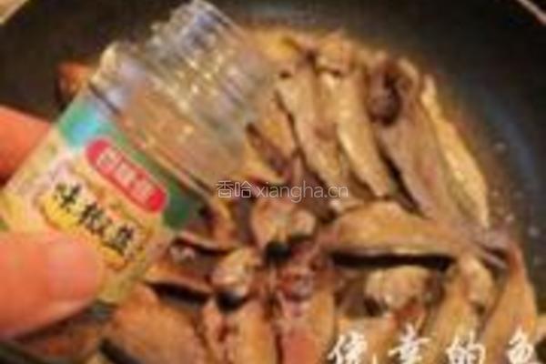 椒盐酥煎小黄鱼的做法图解5
