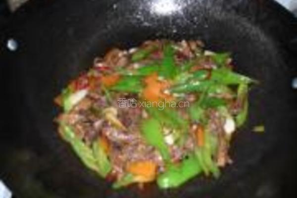 青椒炒鸡心的做法图解6