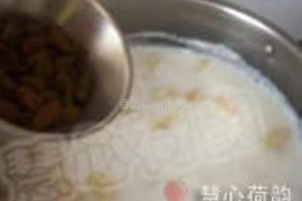 香蕉奶香麦片粥的做法图解7
