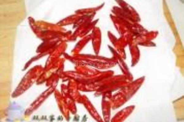 油泼辣子的做法图解1