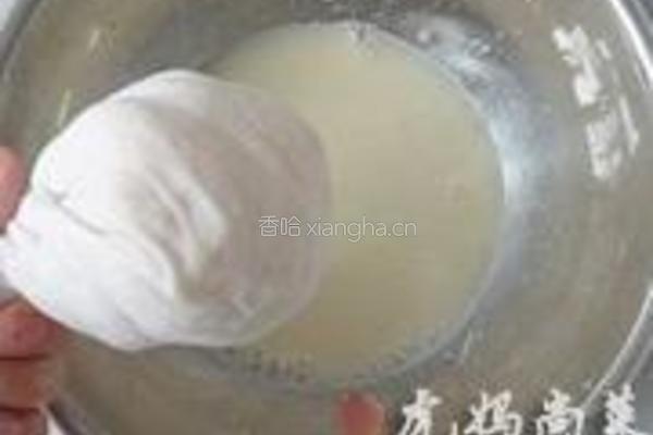 莲藕大肉包子的做法图解2