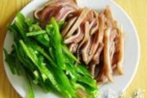 青椒炒猪耳的做法图解3