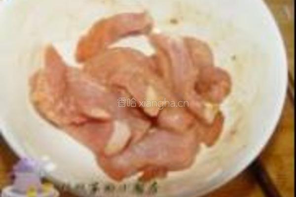 西兰花炒口蘑的做法图解3