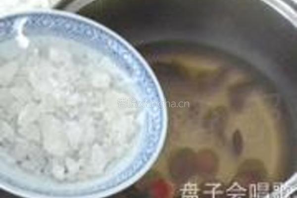 山楂蜜汁黄瓜条的做法图解3