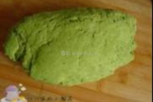 鸡腿菠菜面的做法图解2