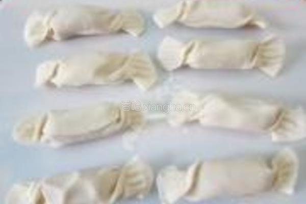 糖果香肠饺子皮的做法图解8