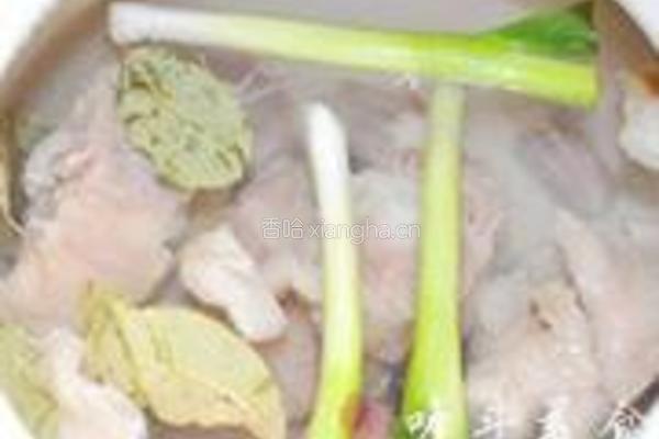 番茄牛尾汤的做法图解2