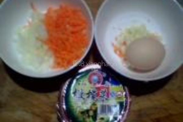 橄榄菜鸡蛋饼的做法图解1