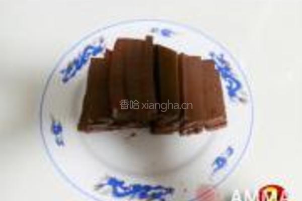 青蒜胡萝卜炒鸭血的做法图解2