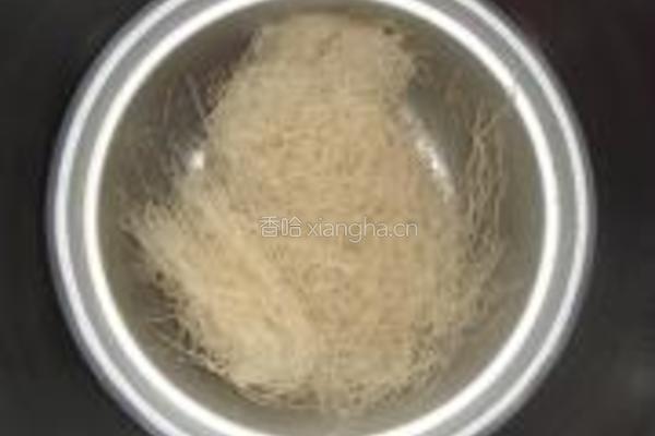 闽派炒米粉的做法图解2
