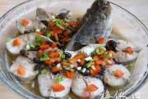 香辣豆豉蒸鲈鱼的做法图解6