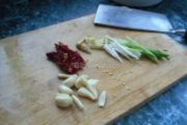 鱼香扁豆的做法图解2