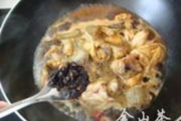 海鲶鱼炖茄子的做法图解7