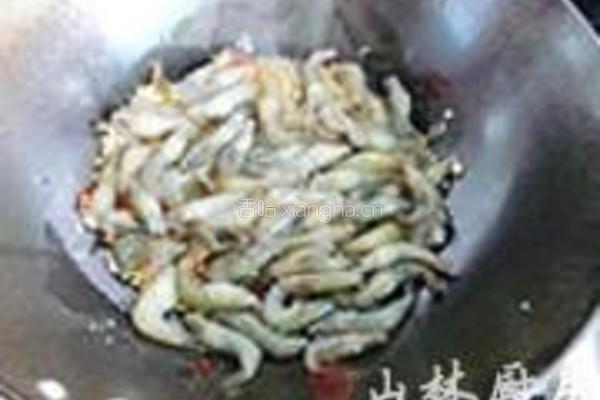 辣炒河虾的做法图解3