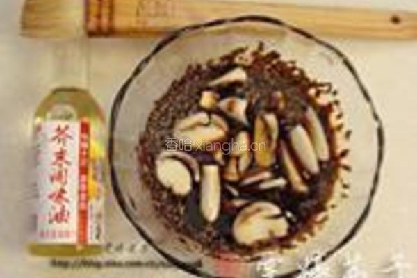 祕制芥末味蒜香烤肋骨的做法图解1