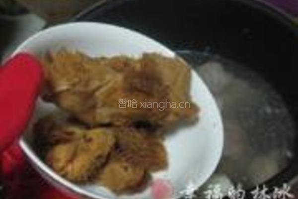 猴头菇炖排骨的做法图解11