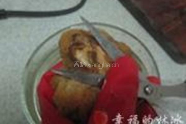 猴头菇炖排骨的做法图解3
