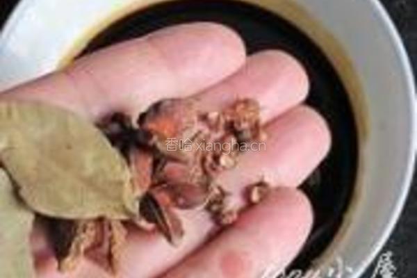 茄子西红柿卤面的做法图解2