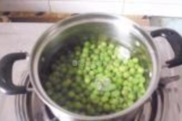 皮卡丘蛋皮盖饭的做法图解2