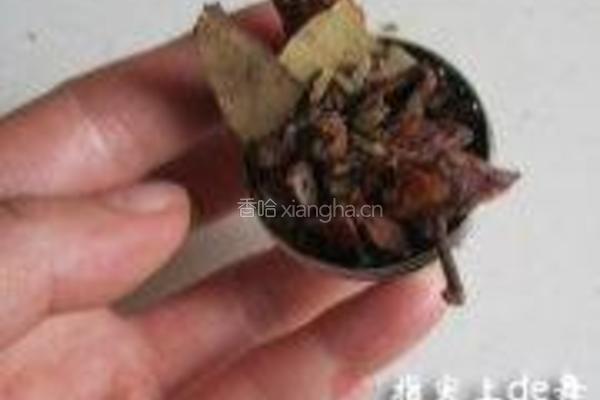 腐香花生猪蹄的做法图解8