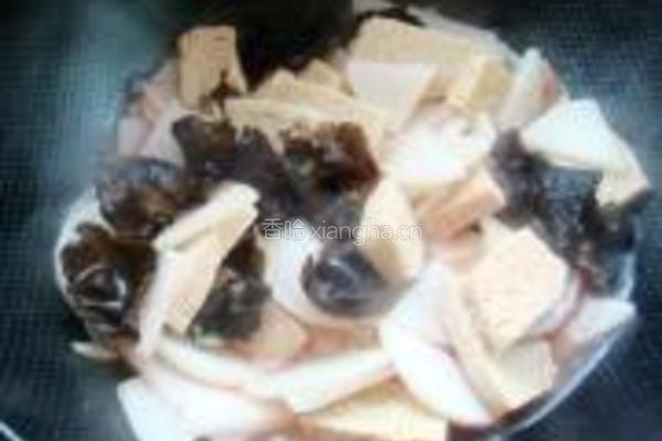 木耳烧豆腐的做法图解8