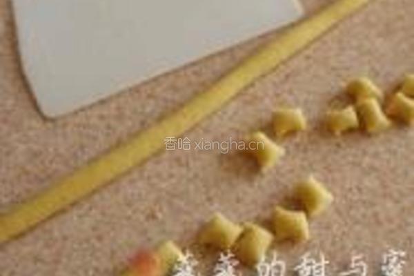 北极甜虾酸菜杂粮猫耳面的做法图解4