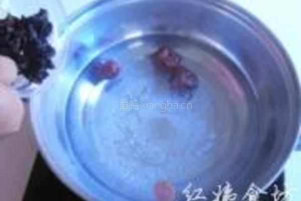 木耳红枣粥的做法图解3