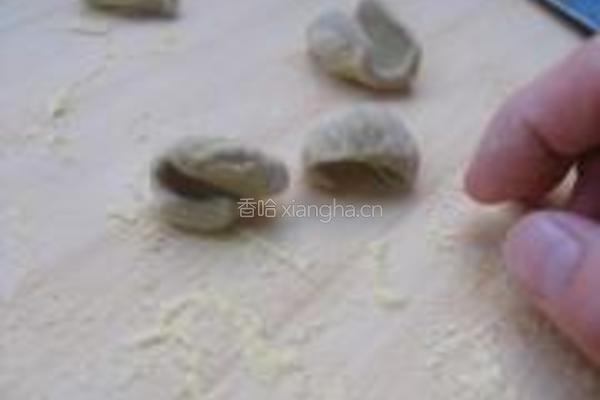 荞面耳朵套的做法图解7