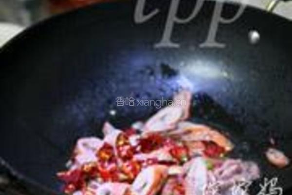 鲊辣椒炕肥肠的做法图解3