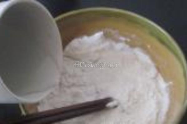 香糯花生饼的做法图解2
