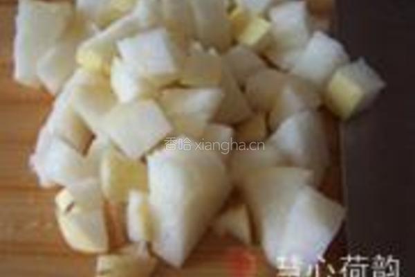 银耳香梨甘蔗罗汉果蜂蜜茶的做法图解7