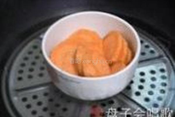 奶酪迷迭香烤薯块的做法图解1