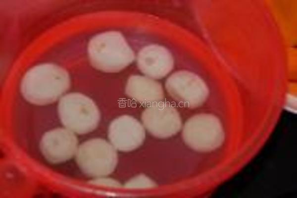 胡萝卜玉米马蹄汤的做法图解5