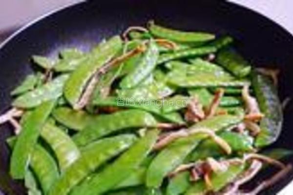 鱿鱼干炒荷兰豆的做法图解6