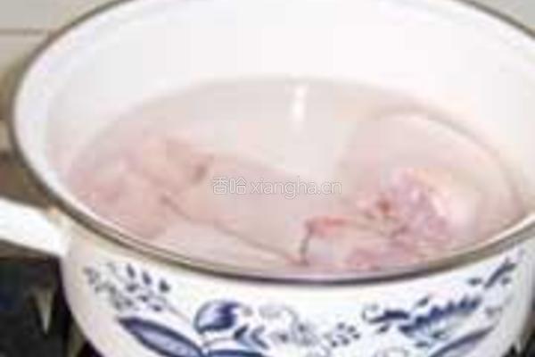 灵芝猪手汤的做法图解2