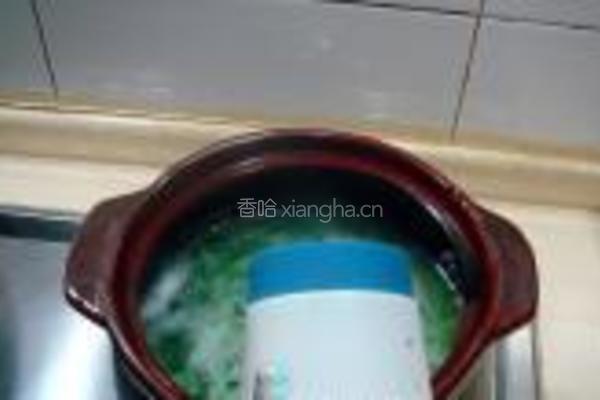 草鱼菠菜粥的做法图解8